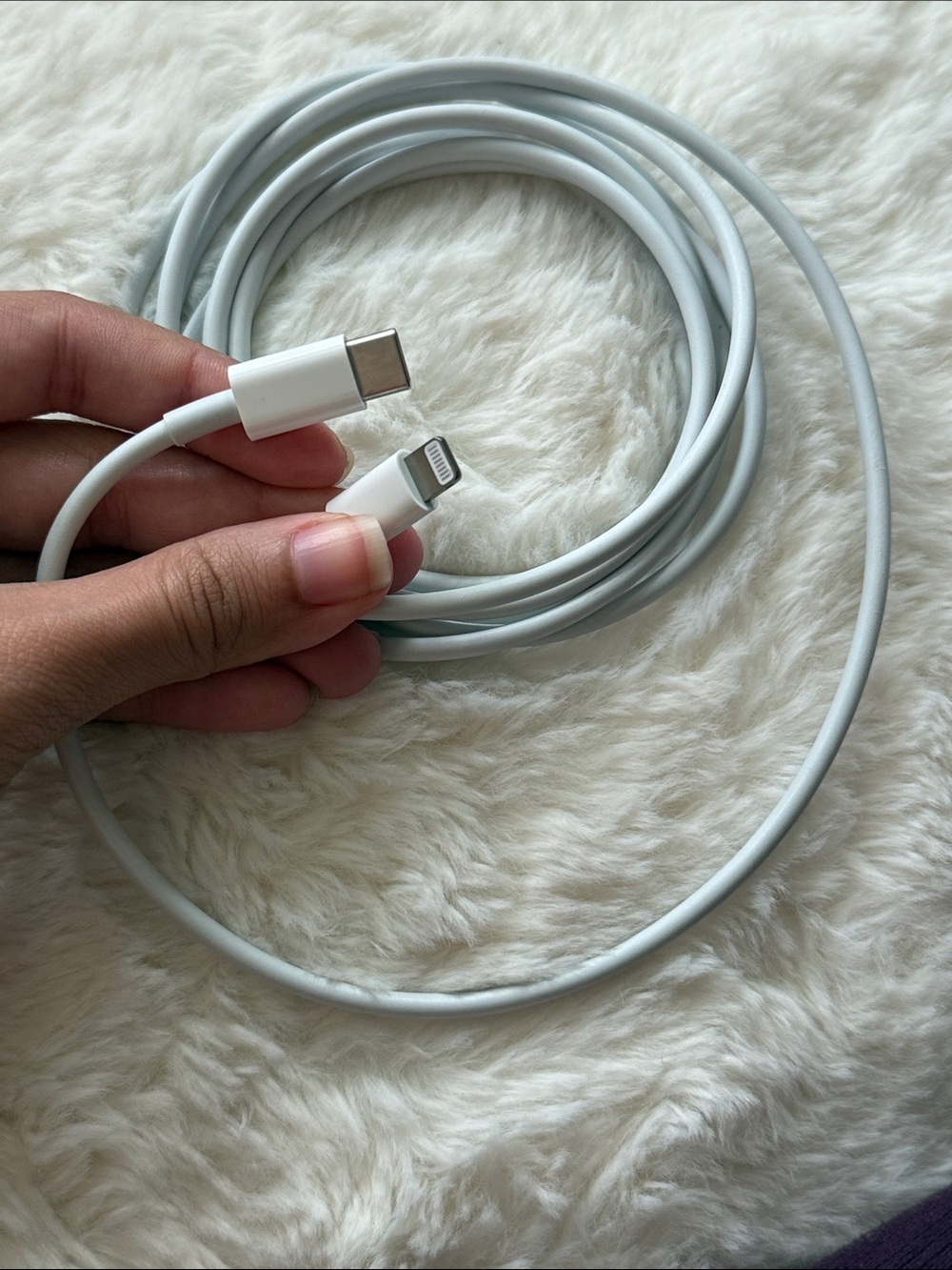 Apple USB-C to Lightning Cable (1m) white I phone air pods charger chord - Picture 2 of 2